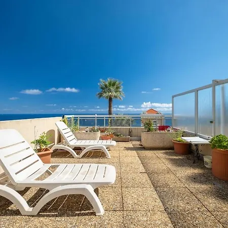 公寓 Les Terrasses - Vue - Clim - Parking Inclus 芒通